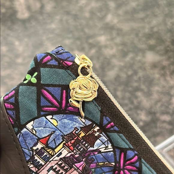 Beauty & the Beast Bundle Stunning Charm Bracelet & Zippered Pouch Gift Set NWOT - Picture 7 of 16